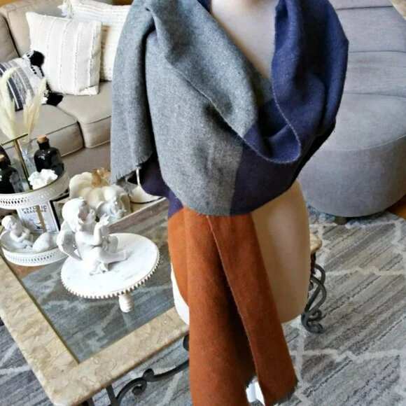 COLOR BLOCK STRIPE WRAP SCARF OH MY!! - Picture 3 of 4